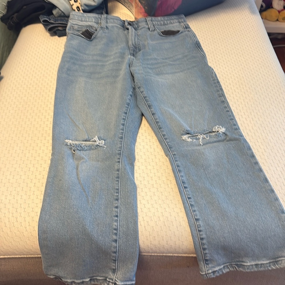 LuLaRoe Light Blue Distressed Women Jeans
